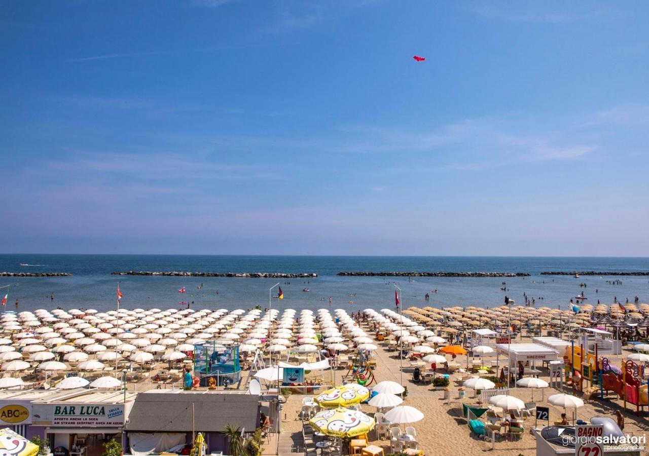 Hotel Trevi Bellaria-Igea Marina Exterior foto