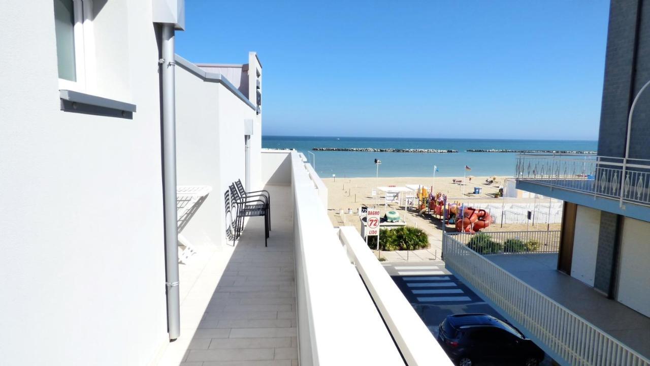 Hotel Trevi Bellaria-Igea Marina Exterior foto
